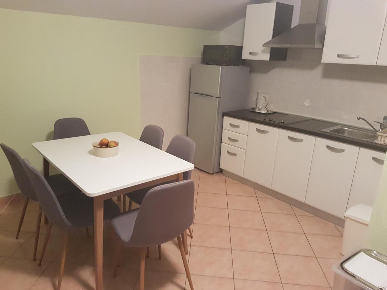 Apartment Danica เบรลา ภายนอก รูปภาพ